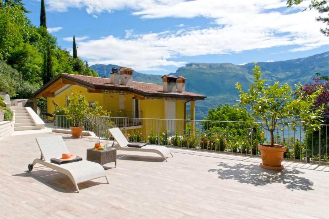 Loft Diva Lake View By Gardadomusmea Tremosine Exterior photo